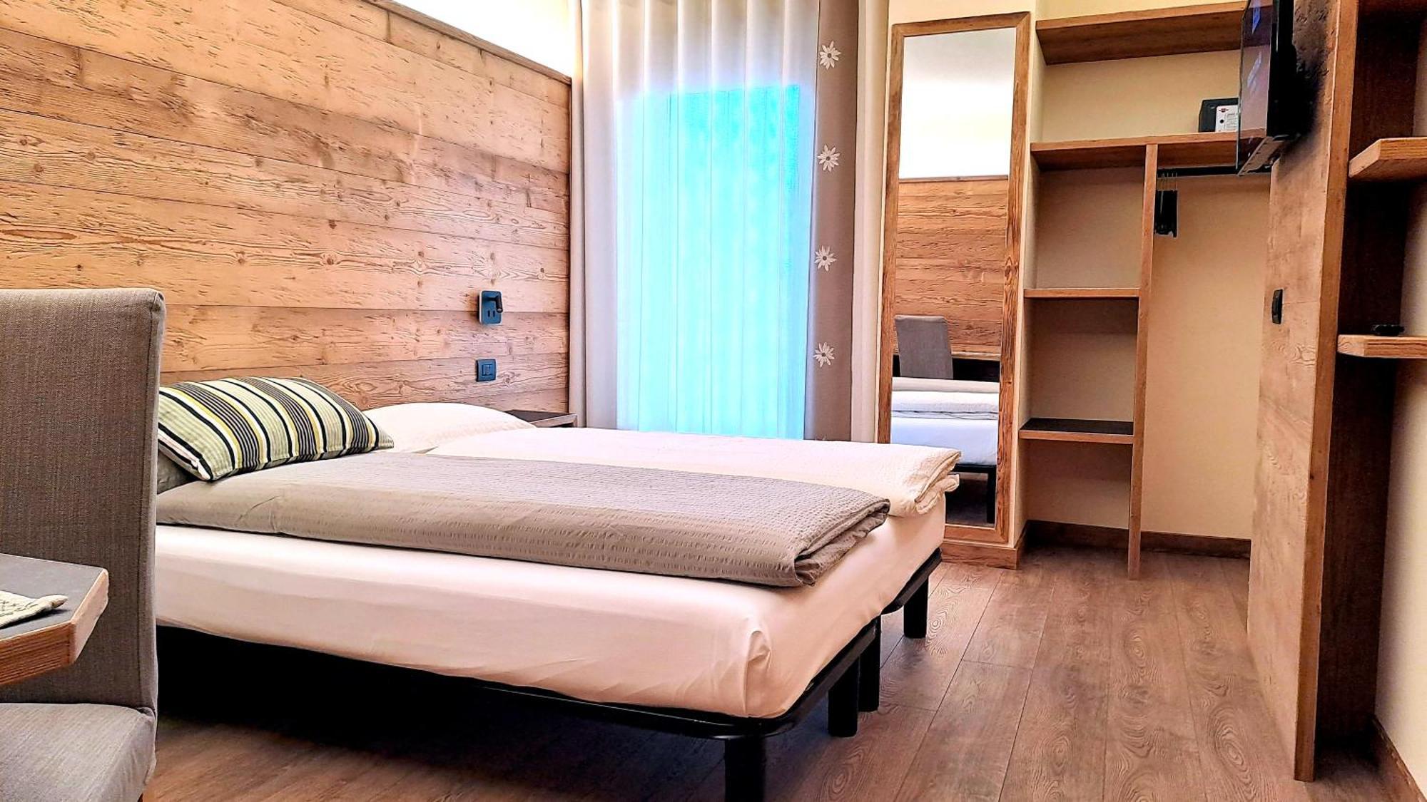 Hotel Krone ليفينو المظهر الخارجي الصورة