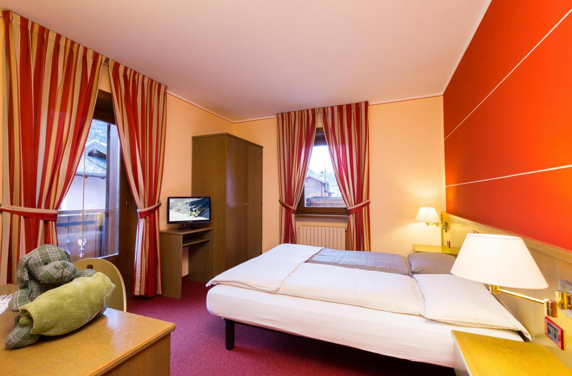 Hotel Krone ليفينو المظهر الخارجي الصورة